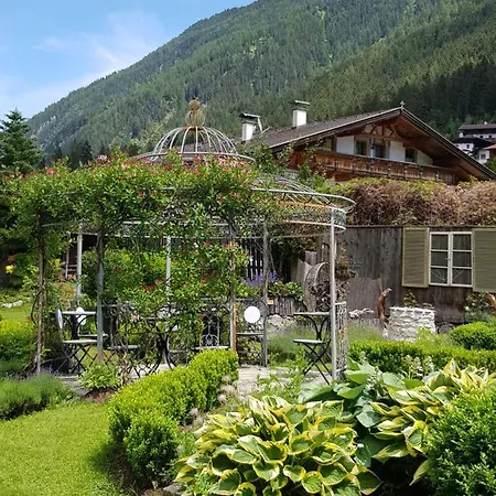 Schneiterhof - Der Frei-raum * Neustift im Stubaital