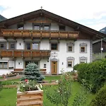 Schneiterhof - Der Frei-raum نيوستيف ام ستوبيتا